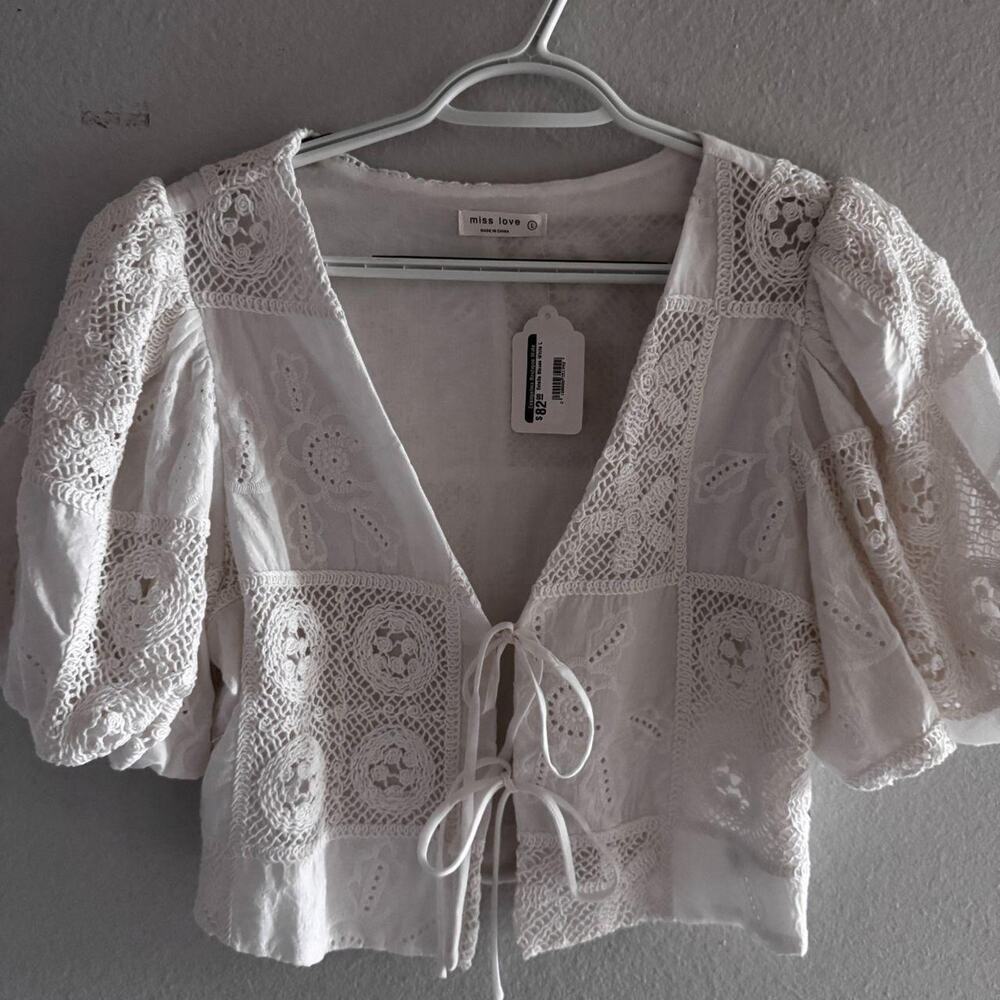 Miss love white eyelet